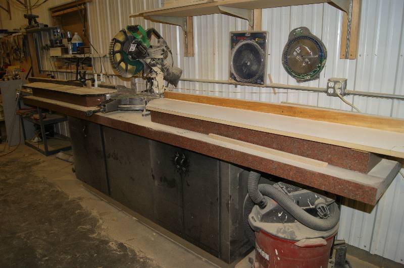 lot 134 image: Compound Miter Saw, Table, Extra Blades