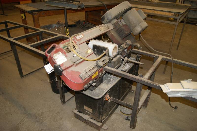 lot 162 image: Hydraulic Metal Cutting Band Saw and stand
