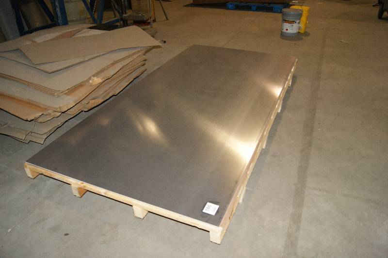 lot 186 image: 14 thick aluminum sheet
