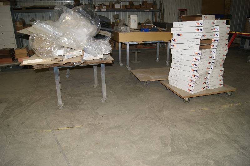 lot 192 image: Lot Contains 3 Tables on Wheels and 2 Push Carts