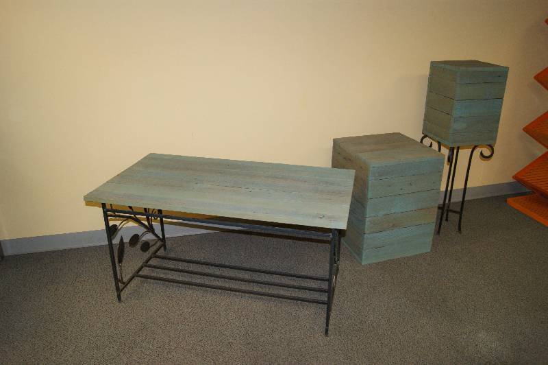 lot 256 image: (3) Matching Retail Displays