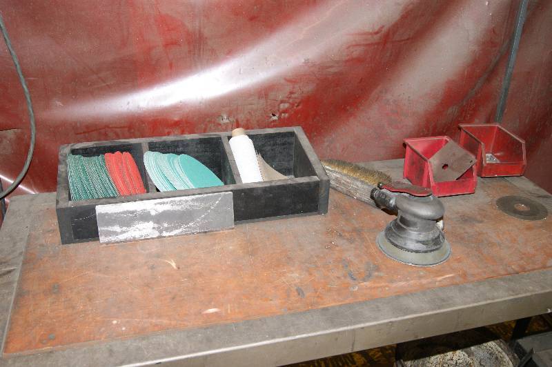 lot 266 image: Tables and Metal Working Tools