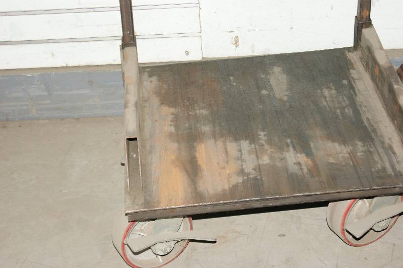 lot 275 image: (2) Heavy Duty Metal Rolling Carts