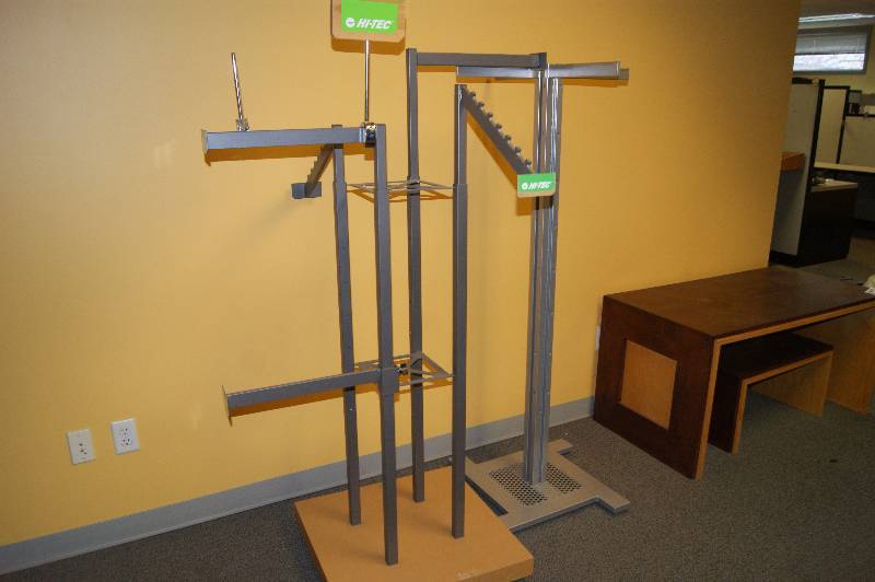 lot 249 image: (2) Retail Clothes-Hanging Rack