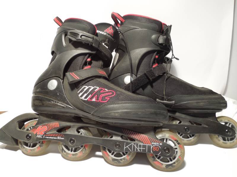 lot 29 image: Kinetic US10 Roller Blades