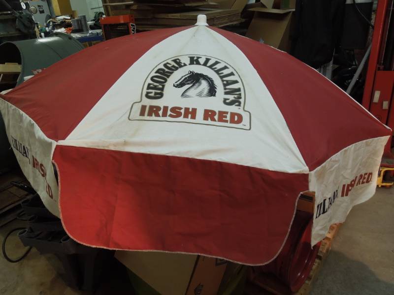 lot 30 image: Killians Patio Umbrella