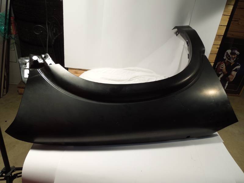 lot 59 image: Chevy S10 NEW Fender 2nd Gen 1994-2004