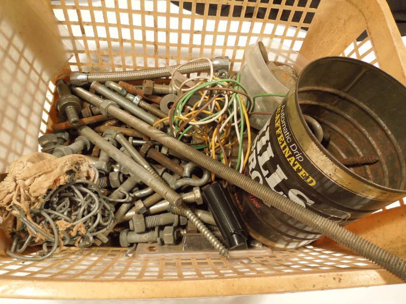 lot 44 image: Hardware Lot