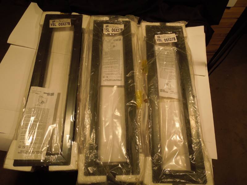 lot 19 image: 3 Commercial Window-Frames Inserts for Entry Doors