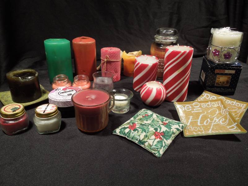 lot 82 image: Large Lot of Candle Items