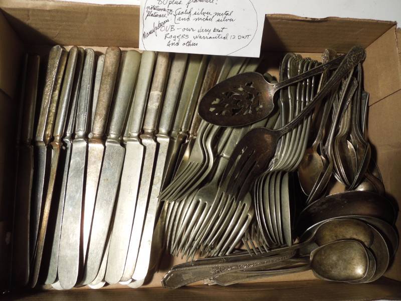 lot 107 image: Misc Flatware (80)