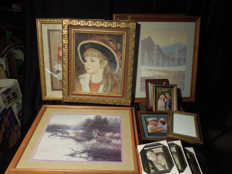 lot 133 image: Lot of Frames