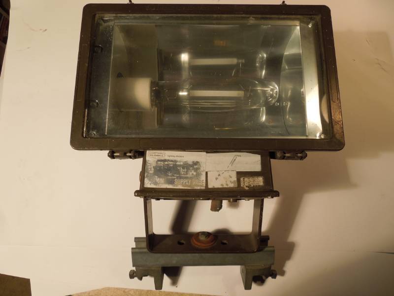 lot 158 image: Hummel Light (Bulb worth 35)