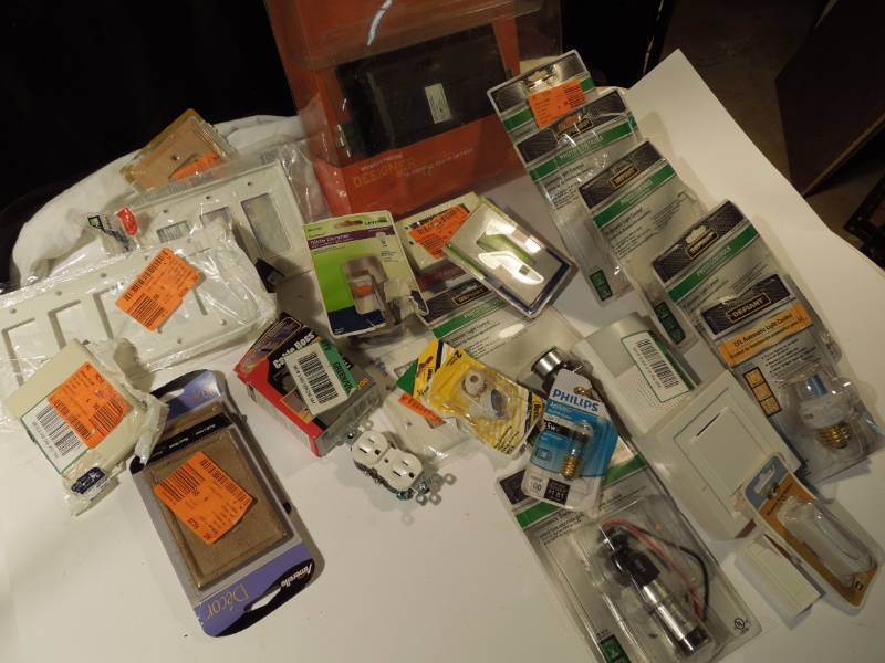 lot 150 image: Electrical Automatic Light Controls, Door Bell, Covers, misc