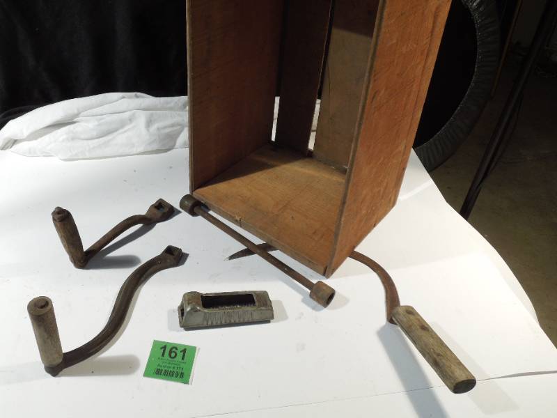 lot 161 image: Antique Handles (Tractor or Model T), Wood Box, Other Antique Items