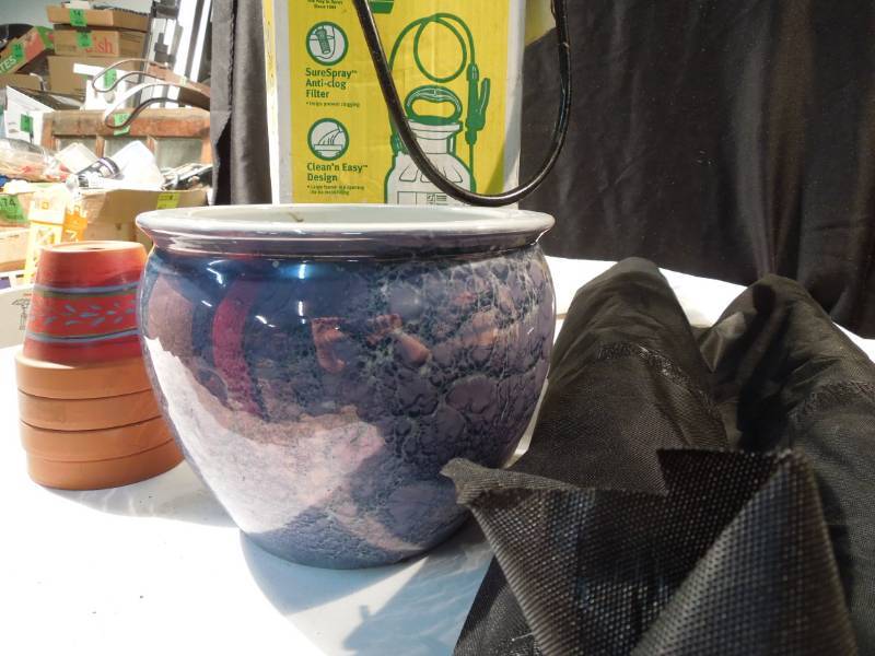 lot 183 image: PurpleBlue Mottled Planter, Landscape Fabric, Pots, Sprayer