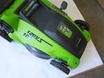 lot 152 image: Folding Lawn Mower