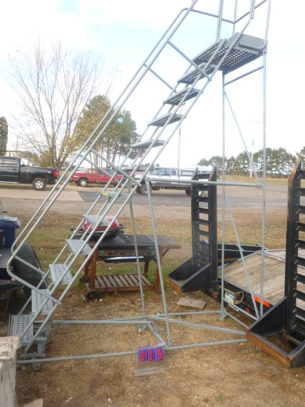Cotterman 10ft to Platform Ladder