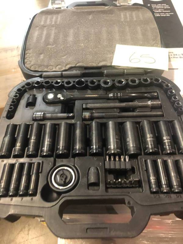 lot 65 image: Husky 38 in. Drive 100-Position Universal SAE and Metric Mechanics Tool Set (60-Piece)- used