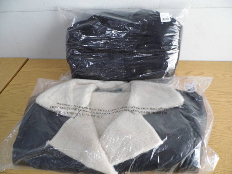 lot 5 image: 2 Ladies Jackets
