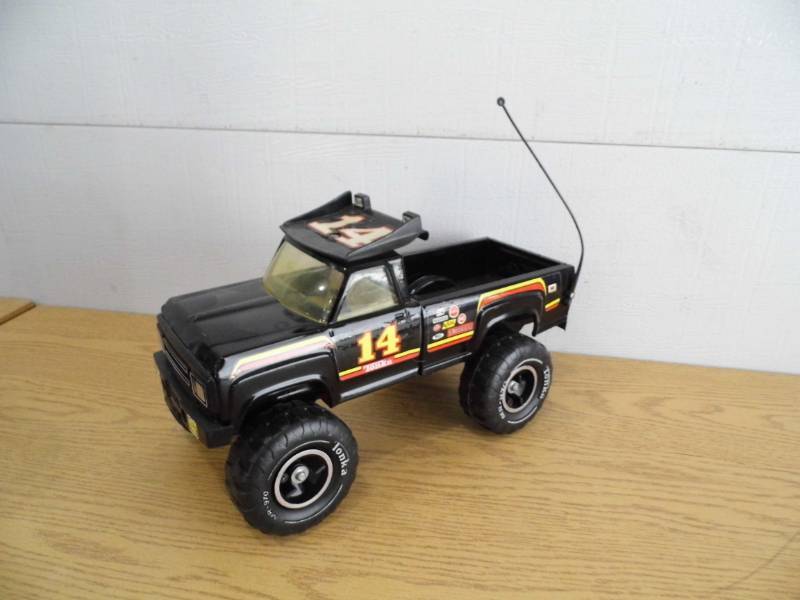 lot 39 image: Tonka Pickup