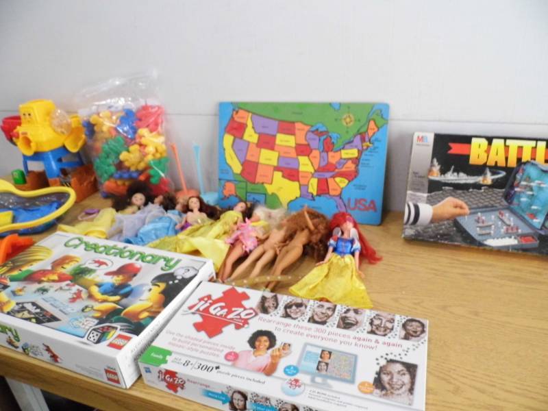 lot 58 image: Games - Toys