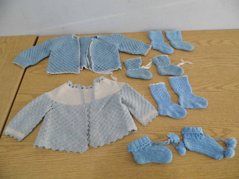 lot 76 image: Vintage Crocheted Baby  Doll Clothing