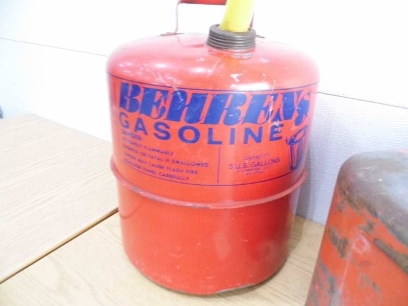 lot 77 image: 2 Gas Cans