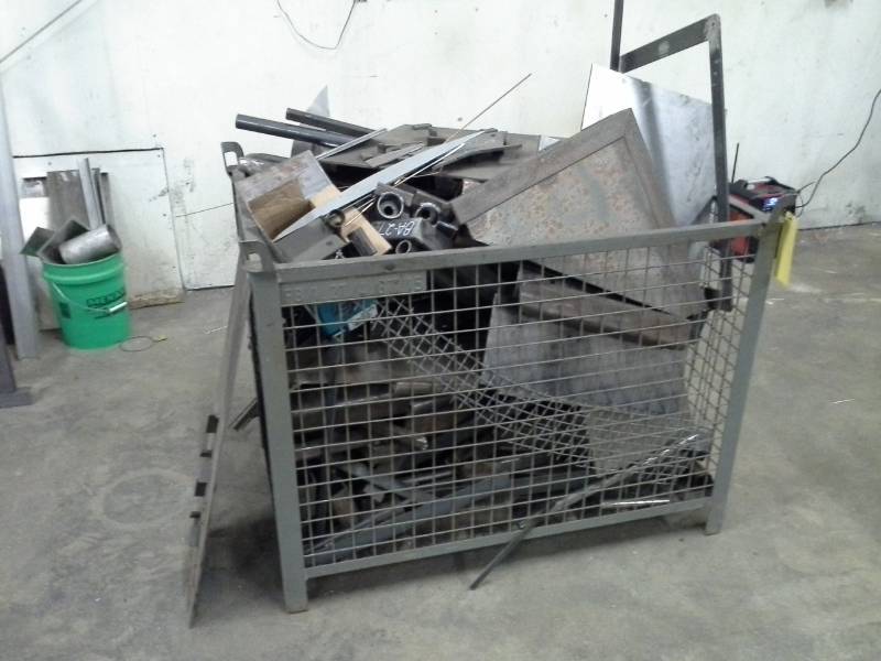 lot 11 image: Scrap Metal, Scrap Iron, Scrap Aluminum