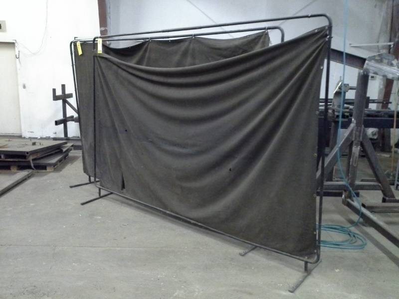 lot 21 image: Lot of (2) Welding Curtains with Frames