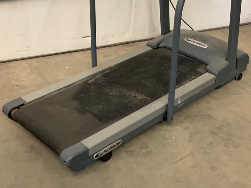 lot 9 image: PaceSaver Treadmill