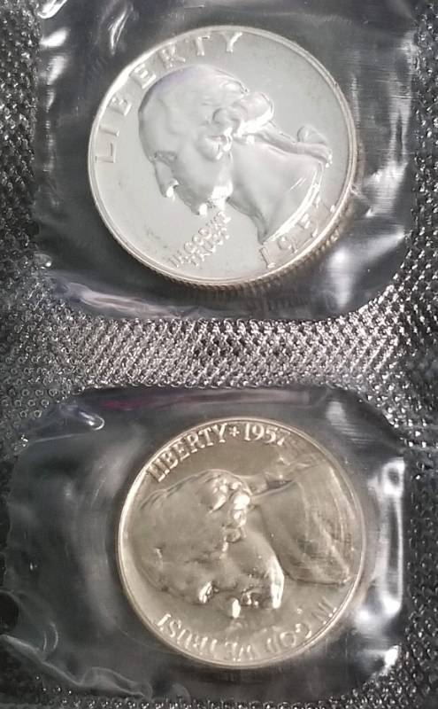 lot 32 image: 1957 PHILADELPHIA US MINT SET 90% SILVER COINS