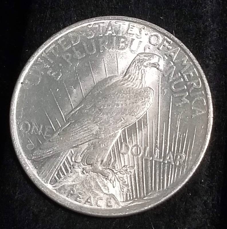 lot 38 image: 1922 PEACE SILVER DOLLAR IN HIGHER GRADE
