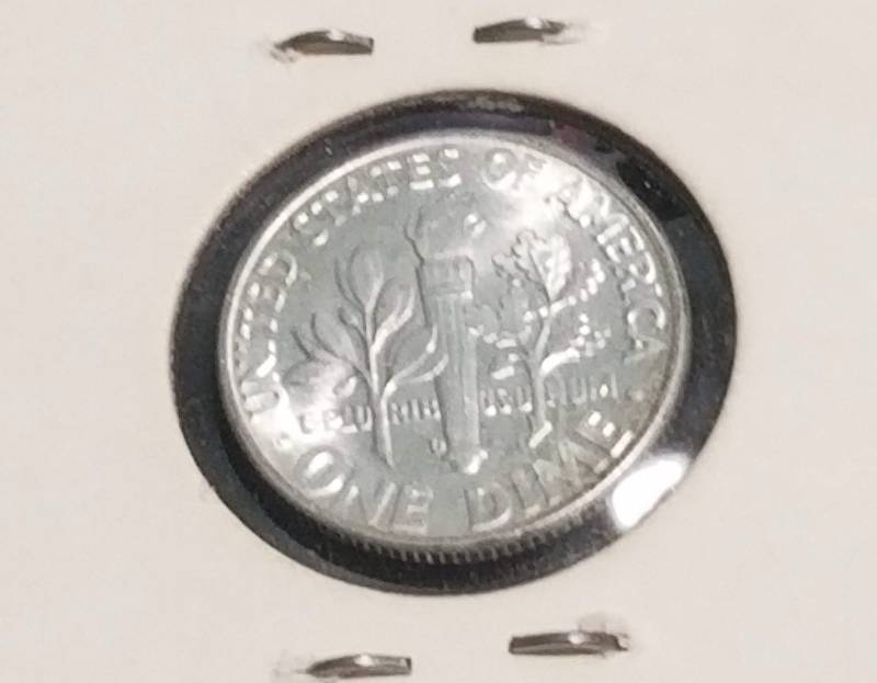lot 49 image: 1946-D ROOSEVELT SILVER DIME BU-UNC