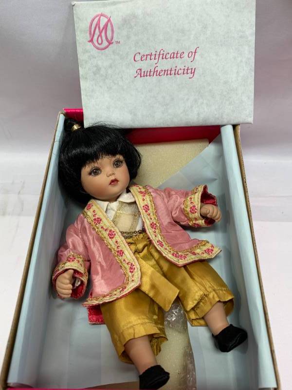 lot 61 image: Marie Osmond Ena Porcelain 7 Doll $75 Retail