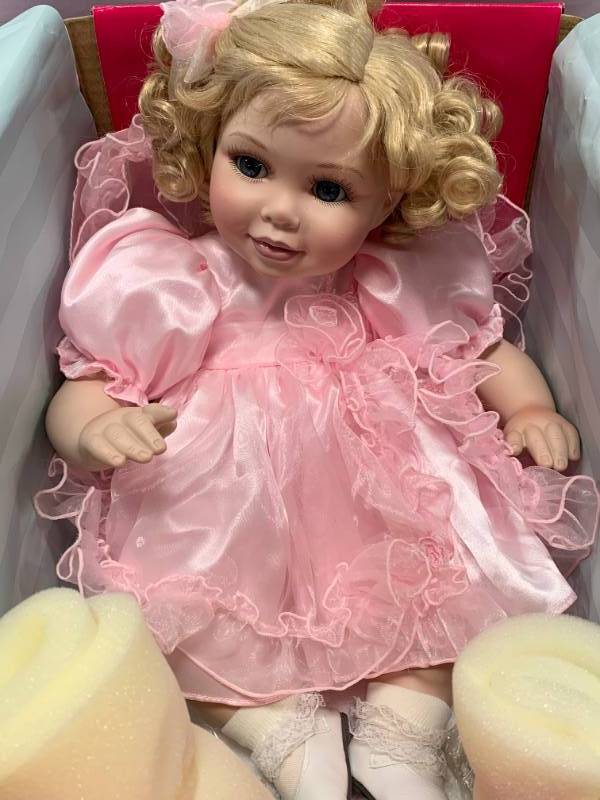 lot 63 image: Marie Osmond Friendship Brings Tranquility Porcelain 14 Doll $179 Retail