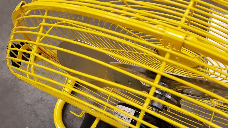 lot 45 image: STANLEY 18 High Velocity Direct Drive Floor Fan