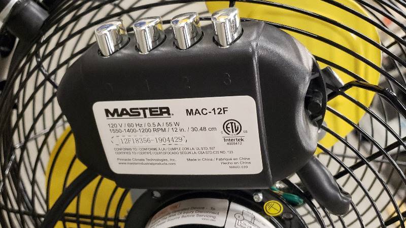 lot 48 image: Master 12 Professional High Velocity Direct Drive Floor Fan