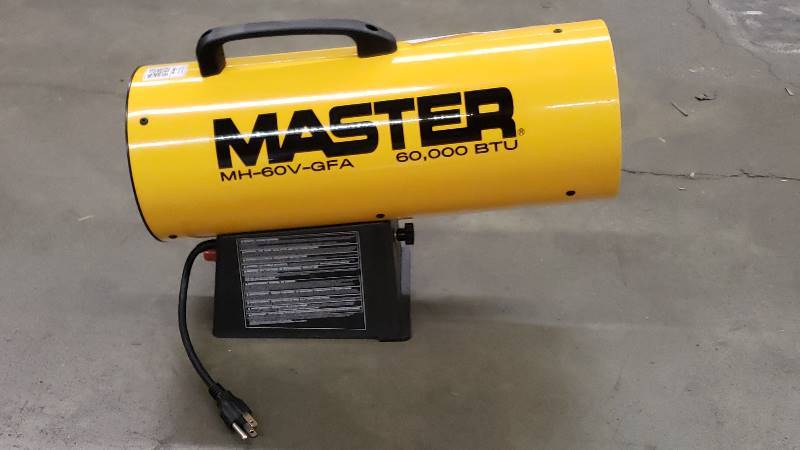 lot 19 image: Master 60,000 BTU Propane Forced Air Heater