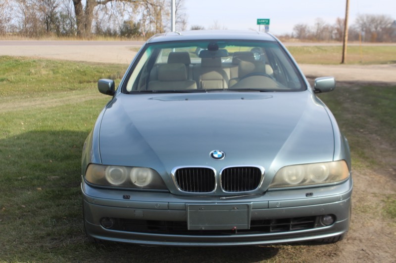 2002 BMW 5 Series 530i