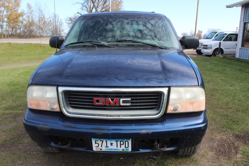 2000 GMC Jimmy 4X4 -1 Owner -