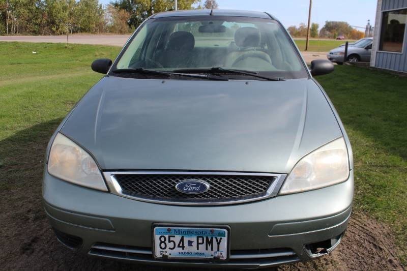2005 Ford Focus ZX4 SE