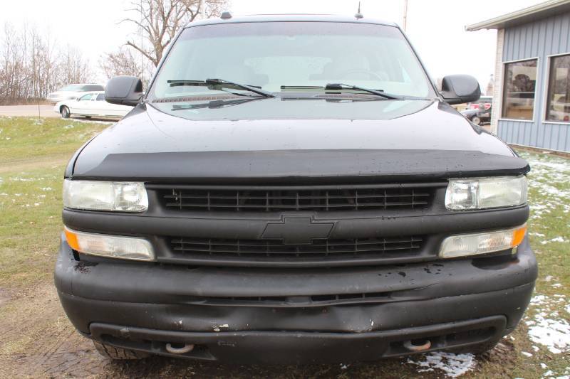 2004 Chevrolet Suburban 1500 LT 4x4