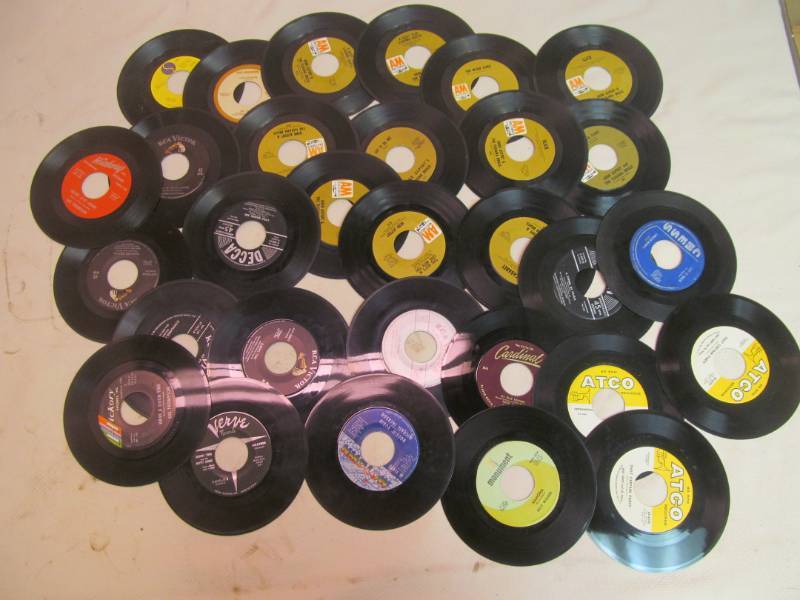 vintage juke box 45s