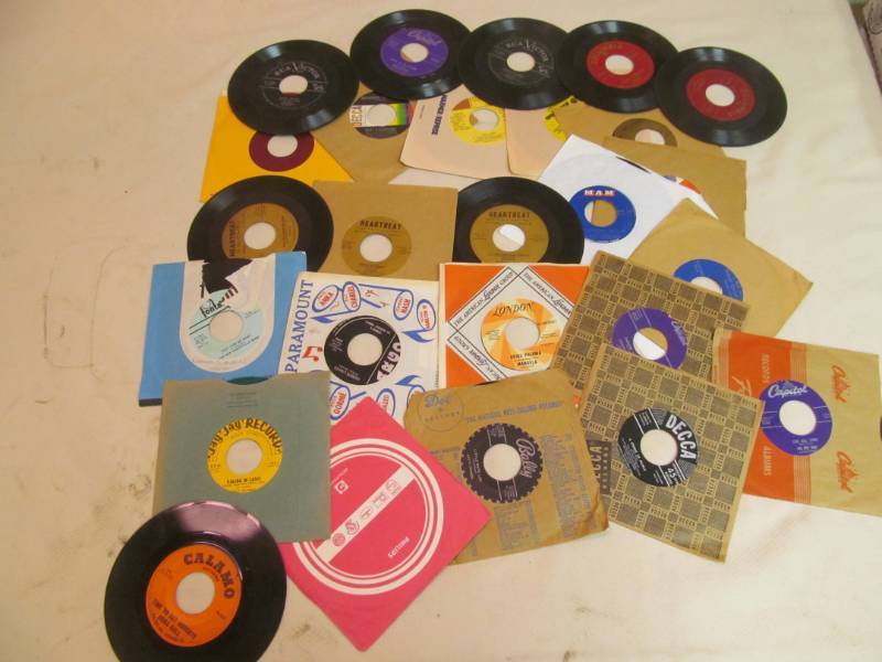 vintage juke box 45s