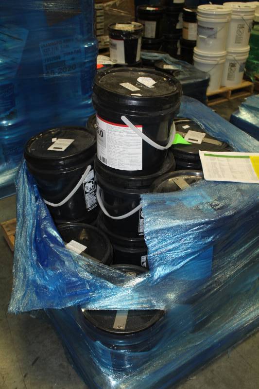 lot 264 image: Lot of (4) Mohawk M95.0 Resilient Flooring Adhesive 1-Gallon Pail