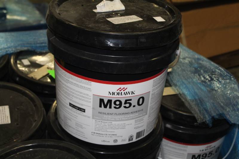 Lot of (4) Mohawk M95.0 Resilient Flooring Adhesive 1Gallon Pail