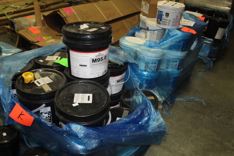 Lot of (4) Mohawk M95.0 Resilient Flooring Adhesive 1Gallon Pail