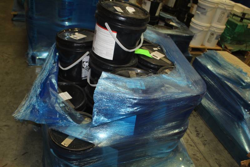 lot 266 image: Lot of (4) Mohawk M95.0 Resilient Flooring Adhesive 1-Gallon Pail