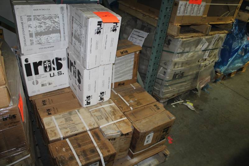 lot 290 image: Lot of (12) Boxes of 12x12in. Ceramic Tiles Silver Lev.